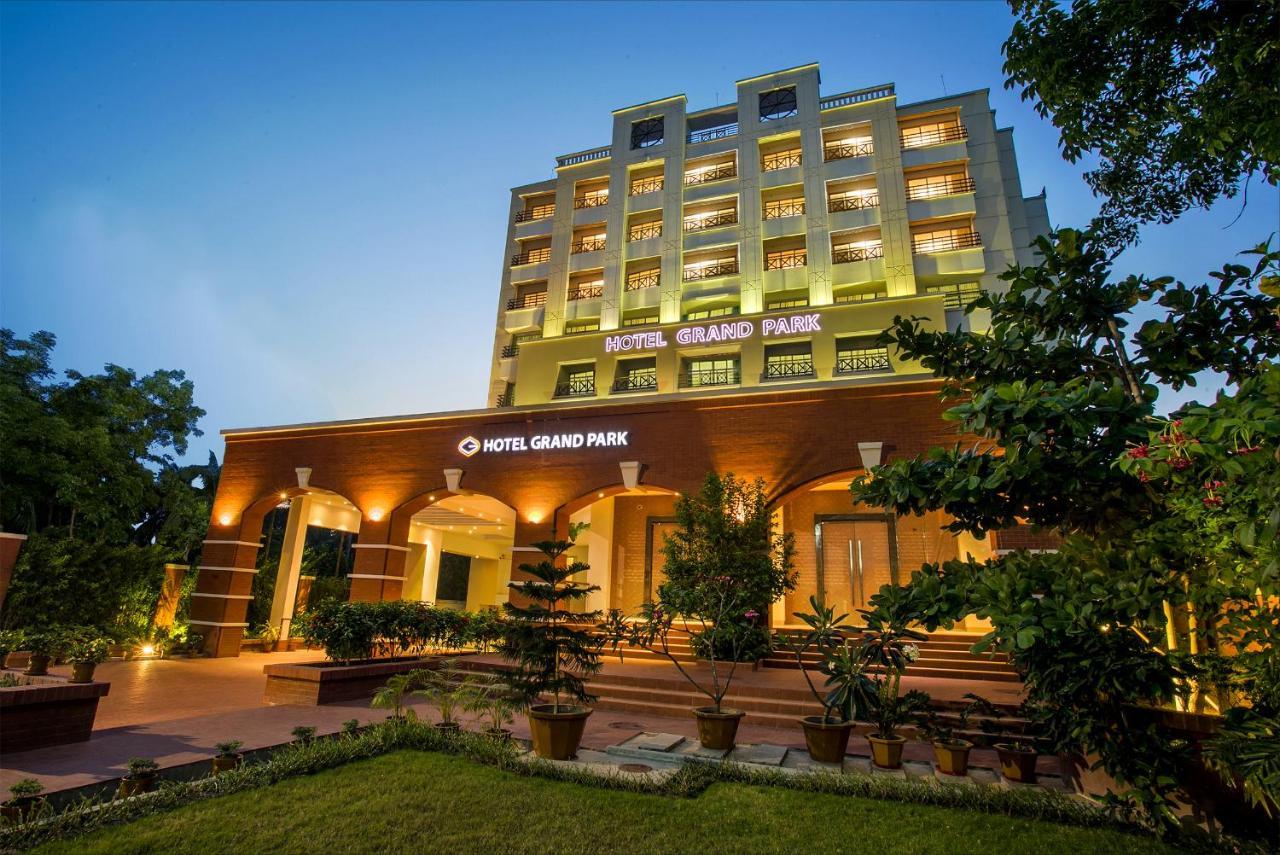 Hotel Grand Park Barishal Exterior photo